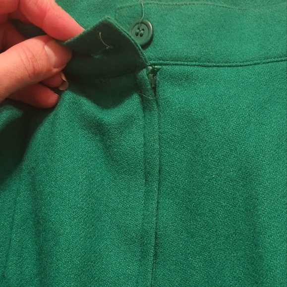 Green vtg Blazer Skirt Set - Picture 12 of 16
